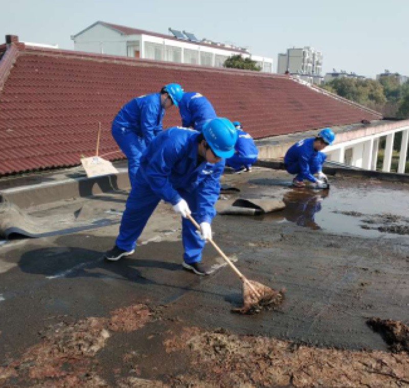 2019年3月18日，必发集团股份为七都镇敬老院漏水屋面进行全面建复。